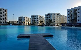 Bluu Habitat Lagoons 206